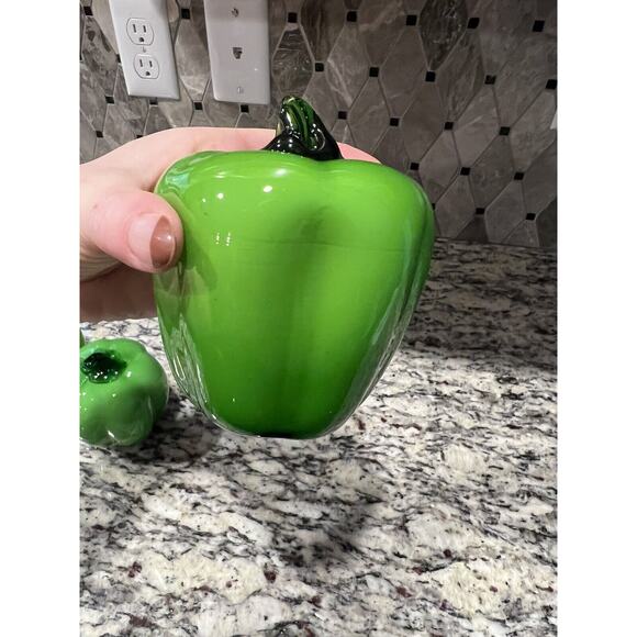 Green Pepper Murano Style Glass Home Decor Vegetable Art Deco (1) - Picture 5 of 8